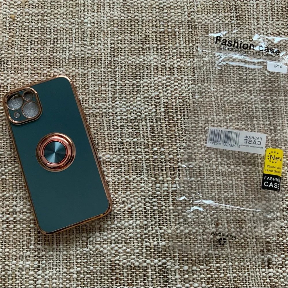 📱NWT LUXE IPHONE 14 CASE📱